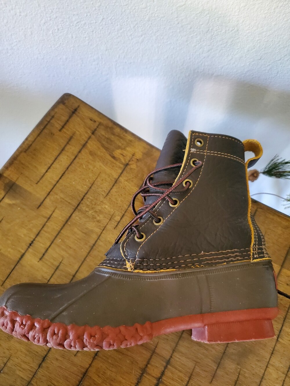 L.L.Bean 8" Bison Leather Duck Boots with Brick Red Rubber Soles Gorpcore Preppy - Picture 13 of 16